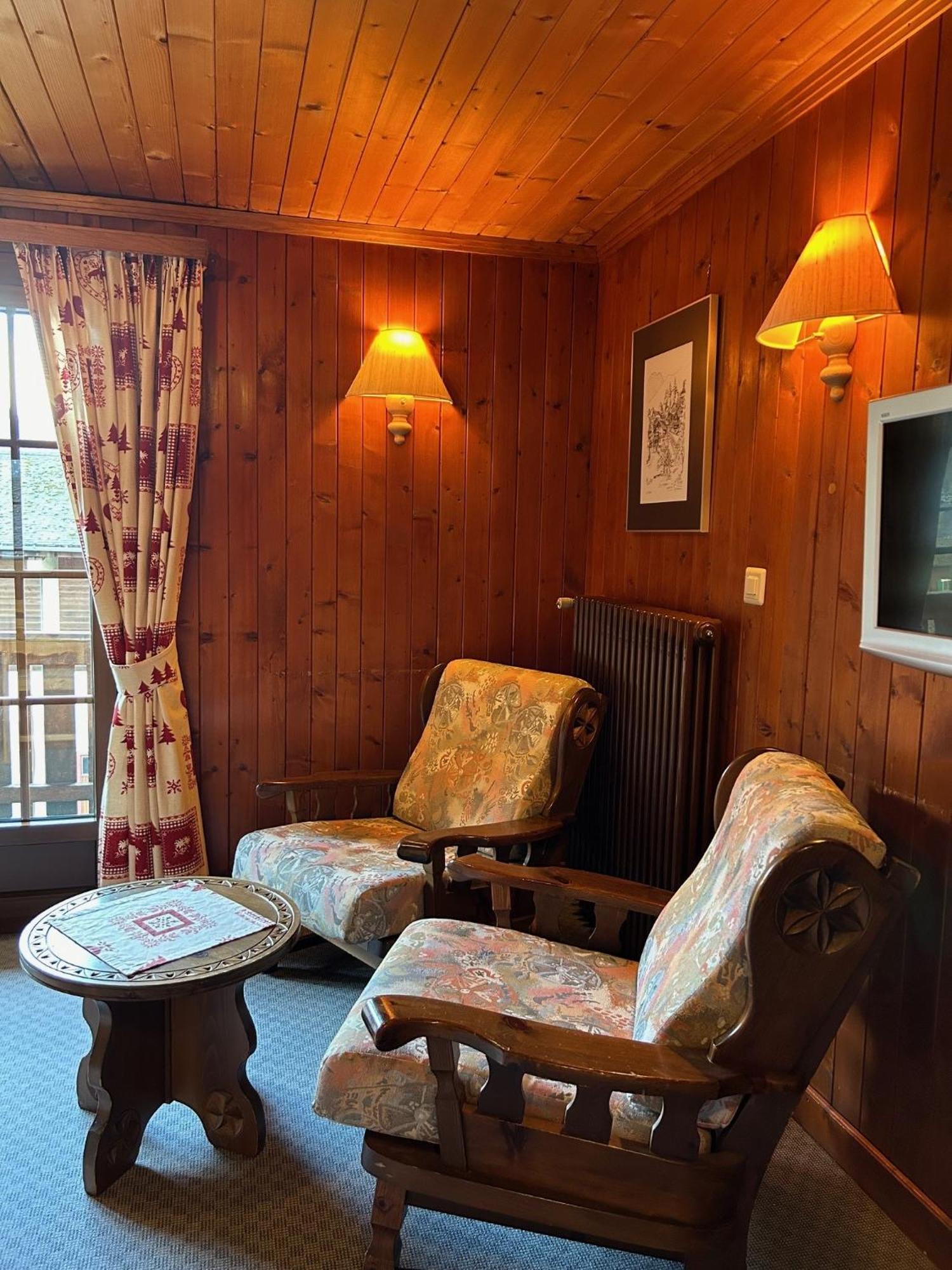 Les Marécottes B & B Hotel Aux Mille Etoiles מראה חיצוני תמונה